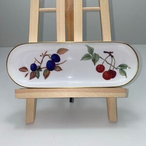 Royal Worcester Evesham Fine Porcelain Fruit Tray Gold Rim England 1961